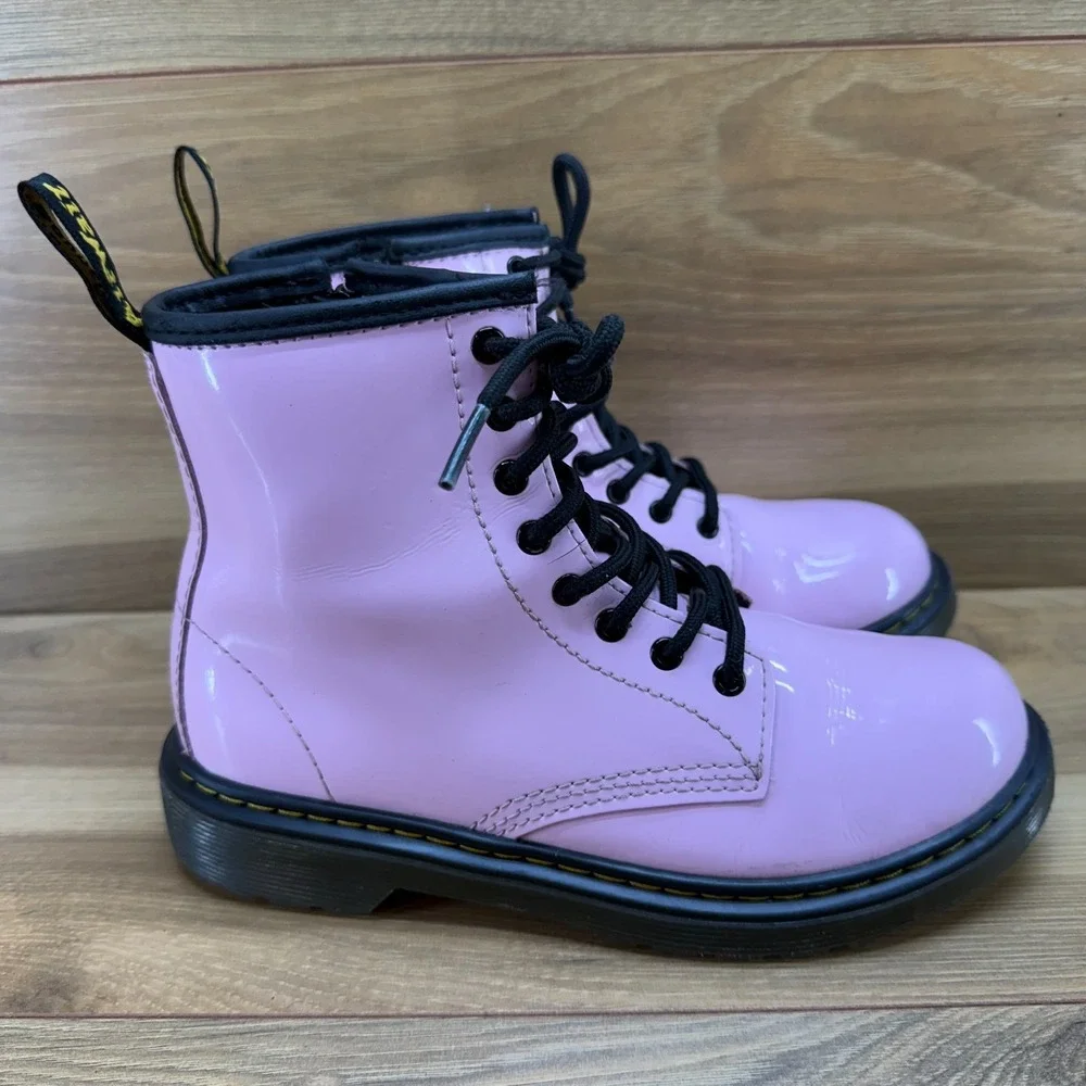 Dr. Martens us big